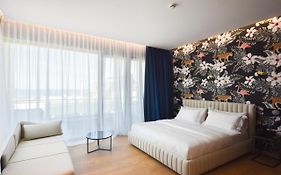 Flamingo Hotel